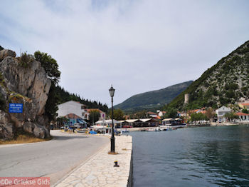 Frikes - Ithaki - Ithaca - Foto 077 - Foto van https://www.grieksegids.nl/fotos/eilandithaca/Eiland-Ithaki-Ithaca-mid-foto077.jpg