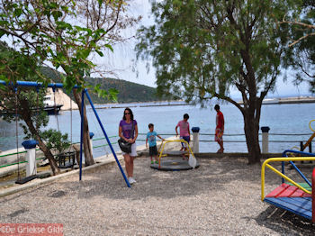 Frikes - Ithaki - Ithaca - Foto 083 - Foto van https://www.grieksegids.nl/fotos/eilandithaca/Eiland-Ithaki-Ithaca-mid-foto083.jpg