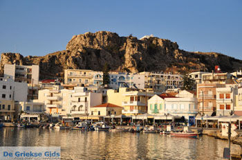Pigadia (Karpathos stad) | De Griekse Gids | Foto 017 - Foto van https://www.grieksegids.nl/fotos/eilandkarpathos/karpathos-mid/eiland-karpathos-120.jpg