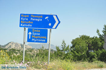 Naar Kyra Panagia, Katodio, Spoa of Myrtonas? | Eiland Karpathos - Foto van https://www.grieksegids.nl/fotos/eilandkarpathos/karpathos-mid/eiland-karpathos-146.jpg