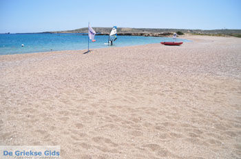 Surfen bij Afiartis | Eiland Karpathos | De Griekse Gids foto 002 - Foto van https://www.grieksegids.nl/fotos/eilandkarpathos/karpathos-mid/eiland-karpathos-485.jpg