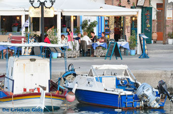 Pigadia (Karpathos stad) | De Griekse Gids | Foto 037 - Foto van https://www.grieksegids.nl/fotos/eilandkarpathos/karpathos-mid/eiland-karpathos-538.jpg