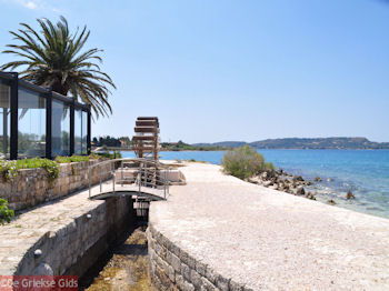 Katavothres bij Argostoli - Kefalonia - Foto 23 - Foto van https://www.grieksegids.nl/fotos/eilandkefalonia/Eiland-Kefalonia-023-mid.jpg