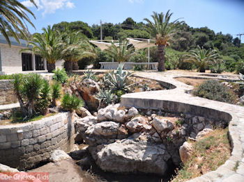 Katavothres  - Kefalonia - Foto 26 - Foto van https://www.grieksegids.nl/fotos/eilandkefalonia/Eiland-Kefalonia-026-mid.jpg