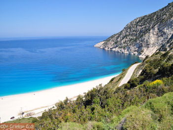 Myrtos beach - Kefalonia - Foto 50 - Foto van https://www.grieksegids.nl/fotos/eilandkefalonia/Eiland-Kefalonia-050-mid.jpg