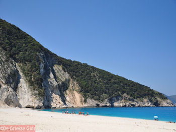 Myrtos strand - Kefalonia - Foto 58 - Foto van https://www.grieksegids.nl/fotos/eilandkefalonia/Eiland-Kefalonia-058-mid.jpg