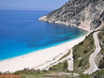 Myrtos strand - Kefalonia - Foto 60 - Foto van https://www.grieksegids.nl/fotos/eilandkefalonia/Eiland-Kefalonia-060-mid.jpg