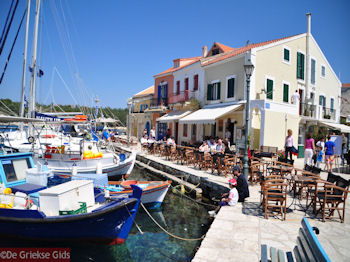 Fiskardo - Kefalonia - Foto 121 - Foto van https://www.grieksegids.nl/fotos/eilandkefalonia/Eiland-Kefalonia-121-mid.jpg