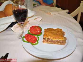 Kreatopita- Bladerdeeg met gehakt - Kefalonia - Foto 155 - Foto van https://www.grieksegids.nl/fotos/eilandkefalonia/Eiland-Kefalonia-155-mid.jpg