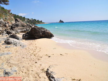 Makris Gialos Lassi - Kefalonia - Foto 278 - Foto van https://www.grieksegids.nl/fotos/eilandkefalonia/Eiland-Kefalonia-278-mid.jpg