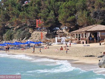Makris Gialos-strand Lassi - Kefalonia - Foto 292 - Foto van https://www.grieksegids.nl/fotos/eilandkefalonia/Eiland-Kefalonia-292-mid.jpg