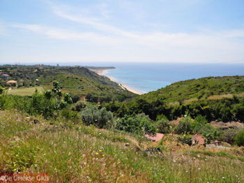 Katelios en de Katelios baai - Kefalonia - Foto 392 - Foto van https://www.grieksegids.nl/fotos/eilandkefalonia/Eiland-Kefalonia-392-mid.jpg