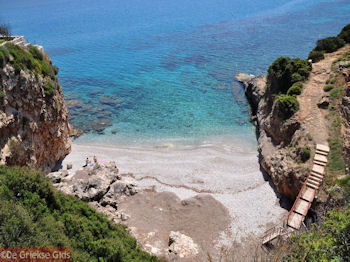 Prive strand bij Pelagos bay in Skala Kefalonia - Kefalonia - Foto 417 - Foto van https://www.grieksegids.nl/fotos/eilandkefalonia/Eiland-Kefalonia-417-mid.jpg
