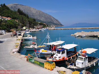 Poros Kefalonia - Kefalonia - Foto 445 - Foto van https://www.grieksegids.nl/fotos/eilandkefalonia/Eiland-Kefalonia-445-mid.jpg