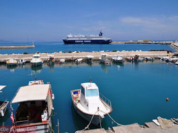 Poros Kefalonia - Kefalonia - Foto 446 - Foto van https://www.grieksegids.nl/fotos/eilandkefalonia/Eiland-Kefalonia-446-mid.jpg