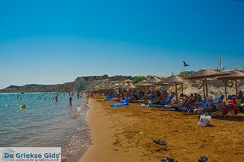Xi Beach, het rode strand - Kefalonia - Foto 525 - Foto van https://www.grieksegids.nl/fotos/eilandkefalonia/Eiland-Kefalonia-525-mid.jpg