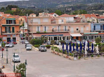Lixouri - Kefalonia - Foto 557 - Foto van https://www.grieksegids.nl/fotos/eilandkefalonia/Eiland-Kefalonia-557-mid.jpg