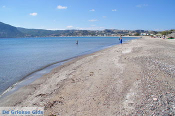 Strand bij Kefalos (Agios Stefanos) | Eiland Kos | Foto 3 - Foto van https://www.grieksegids.nl/fotos/eilandkos-fotos/350pixels/eiland-kos-110.jpg