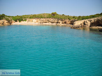 Eiland Formekula bij Lefkas - Griekenland - foto 2 - Foto van https://www.grieksegids.nl/fotos/eilandlefkas-fotos-eilandjes/formekula/350pixels/eiland-formekula-bij-lefkas-002.jpg