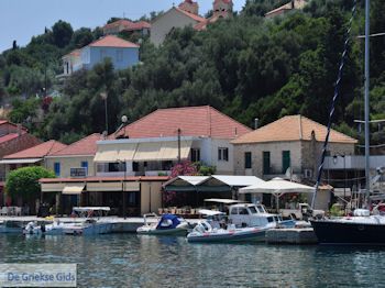 Eiland Kalamos bij Lefkas - Griekenland - foto 2 - Foto van https://www.grieksegids.nl/fotos/eilandlefkas-fotos-eilandjes/kalamos/350pixels/eiland-kalamos-bij-lefkas-002.jpg