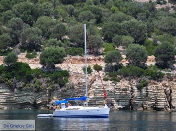 Eiland Kastos bij Lefkas - Griekenland - foto 22 - Foto van https://www.grieksegids.nl/fotos/eilandlefkas-fotos-eilandjes/kastos/350pixels/eiland-kastos-bij-lefkas-022.jpg