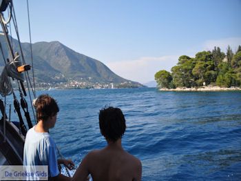 Eiland Madouri bij Lefkas - Griekenland - foto 05 - Foto van https://www.grieksegids.nl/fotos/eilandlefkas-fotos-eilandjes/madouri/350pixels/eiland-madouri-bij-lefkas-005.jpg