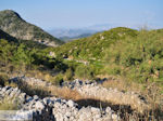 De groene bergen bij Englouvi - Lefkas (Lefkada) - Foto van De Griekse Gids