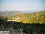 GriechenlandWeb.de Aussicht über Englouvi, in de verte Meganissi und Skorpios - Lefkas (Lefkada) - Foto GriechenlandWeb.de