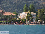 Strand Nidri (Nydri) foto 1 - Lefkas (Lefkada) - Foto van De Griekse Gids