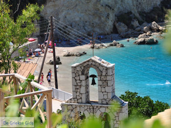 Klokketoren Agios Nikitas aan zee - Lefkas (Lefkada) - Foto von GriechenlandWeb.de