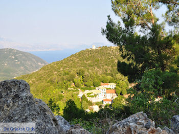 Schitterende natuur Englouvi - Lefkas (Lefkada) - Foto van https://www.grieksegids.nl/fotos/eilandlefkas-fotos/350pixels/englouvi-lefkas-038.jpg
