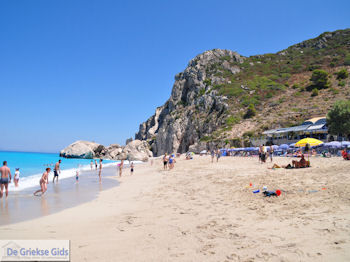 Het mooie zandstrand van Kathisma foto 10 - Lefkas (Lefkada) - Foto van https://www.grieksegids.nl/fotos/eilandlefkas-fotos/350pixels/kathisma-lefkas-010.jpg