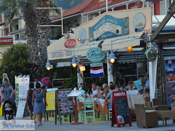 Flisvos restaurant Nidri (Nydri) - Lefkas (Lefkada) - Foto van https://www.grieksegids.nl/fotos/eilandlefkas-fotos/350pixels/lefkas-nydri-nidri-026.jpg