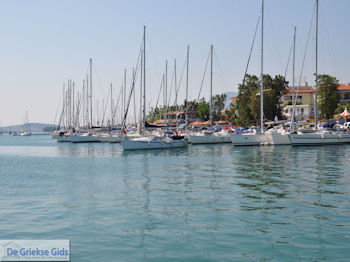 Lefkas stad foto 37 - Lefkas (Lefkada) - Foto van https://www.grieksegids.nl/fotos/eilandlefkas-fotos/350pixels/lefkas-stad-037.jpg