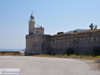 Lefkas stad foto 46 - Lefkas (Lefkada) - Foto van https://www.grieksegids.nl/fotos/eilandlefkas-fotos/350pixels/lefkas-stad-046.jpg