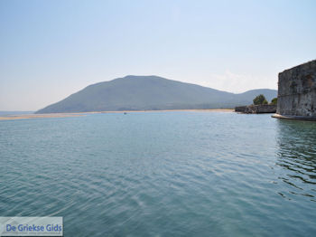 Lefkas stad foto 50 - Lefkas (Lefkada) - Foto van https://www.grieksegids.nl/fotos/eilandlefkas-fotos/350pixels/lefkas-stad-050.jpg