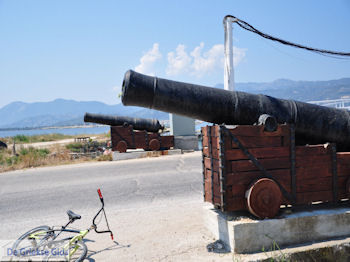 Lefkas stad foto 53 - Lefkas (Lefkada) - Foto van https://www.grieksegids.nl/fotos/eilandlefkas-fotos/350pixels/lefkas-stad-053.jpg