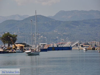 Lefkas stad foto 69 - Lefkas (Lefkada) - Foto van https://www.grieksegids.nl/fotos/eilandlefkas-fotos/350pixels/lefkas-stad-069.jpg