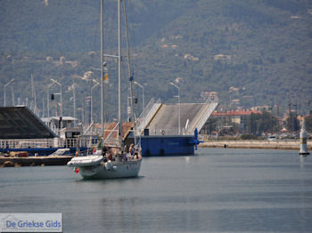 Lefkas stad foto 71 - Lefkas (Lefkada) - Foto van https://www.grieksegids.nl/fotos/eilandlefkas-fotos/350pixels/lefkas-stad-071.jpg