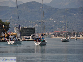 Lefkas stad foto 73 - Lefkas (Lefkada) - Foto van https://www.grieksegids.nl/fotos/eilandlefkas-fotos/350pixels/lefkas-stad-073.jpg