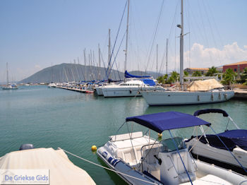 Lefkas stad foto 92 - Lefkas (Lefkada) - Foto van https://www.grieksegids.nl/fotos/eilandlefkas-fotos/350pixels/lefkas-stad-092.jpg