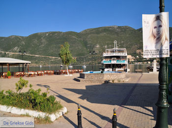 Het kustplaatsje Vassiliki (Vasiliki) foto 16 - Lefkas (Lefkada) - Foto van https://www.grieksegids.nl/fotos/eilandlefkas-fotos/350pixels/lefkas-vassiliki-016.jpg