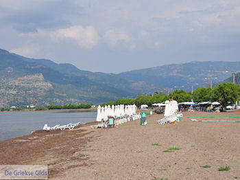 Het heerlijke strand van Skala Kallonis - Foto van https://www.grieksegids.nl/fotos/eilandlesbos/350pixels/eiland-lesbos-foto-035.jpg