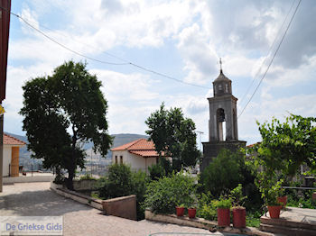 Traditioneel bergdorp Agra foto 006 - Foto van https://www.grieksegids.nl/fotos/eilandlesbos/350pixels/eiland-lesbos-foto-057.jpg