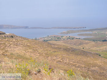 Nabij Sigri - Foto van https://www.grieksegids.nl/fotos/eilandlesbos/350pixels/eiland-lesbos-foto-106.jpg