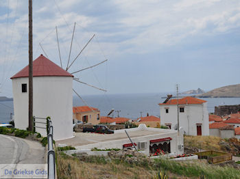 Windmolen Sigri - Foto van https://www.grieksegids.nl/fotos/eilandlesbos/350pixels/eiland-lesbos-foto-118.jpg