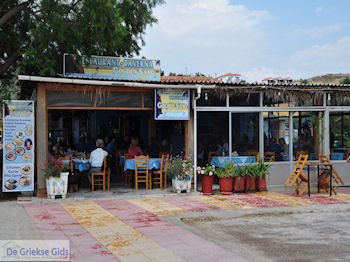 Golden Sand Taverna Anaxos - Foto van https://www.grieksegids.nl/fotos/eilandlesbos/350pixels/eiland-lesbos-foto-148.jpg