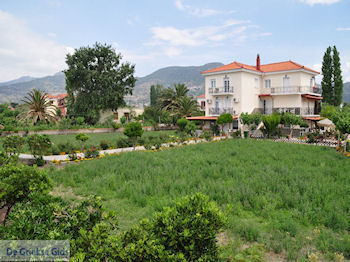 Mooie appartementen in Petra - Foto van https://www.grieksegids.nl/fotos/eilandlesbos/350pixels/eiland-lesbos-foto-151.jpg