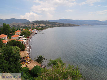 Baai van Molyvos - Foto van https://www.grieksegids.nl/fotos/eilandlesbos/350pixels/eiland-lesbos-foto-197.jpg