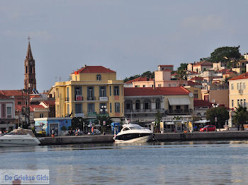 Haven Mytilini foto 11 - Foto van https://www.grieksegids.nl/fotos/eilandlesbos/350pixels/eiland-lesbos-foto-293.jpg